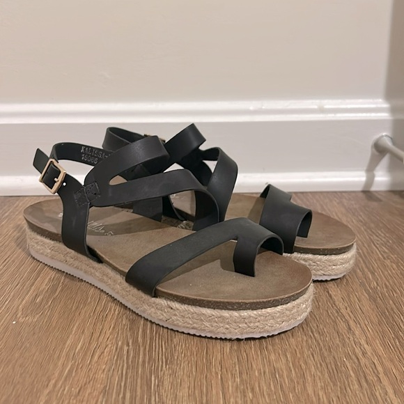 Patrizia by Spring Step Kalissa Espadrilles Sandals - Picture 4 of 6